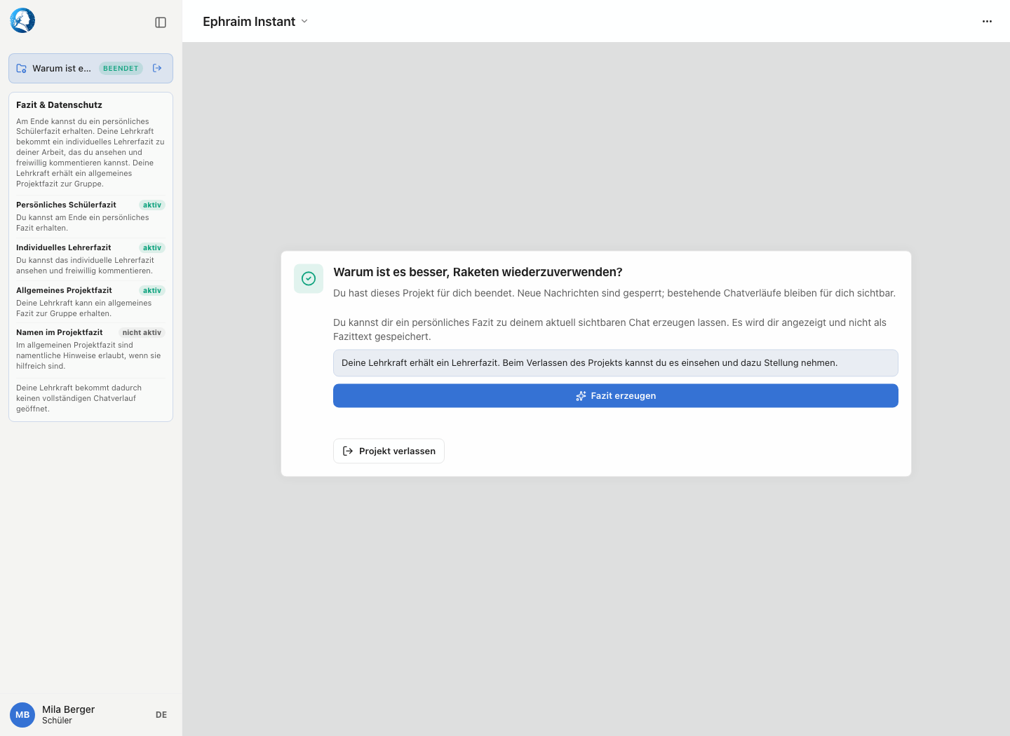 Projektabschlussansicht mit gesperrtem Projektchat, Fazit erzeugen und permanenter Fazit- und Datenschutzanzeige